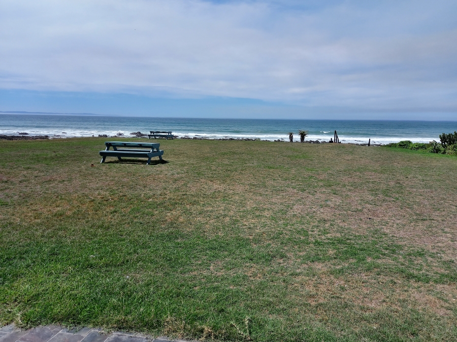 2 Bedroom Property for Sale in Jeffreys Bay Central Eastern Cape
